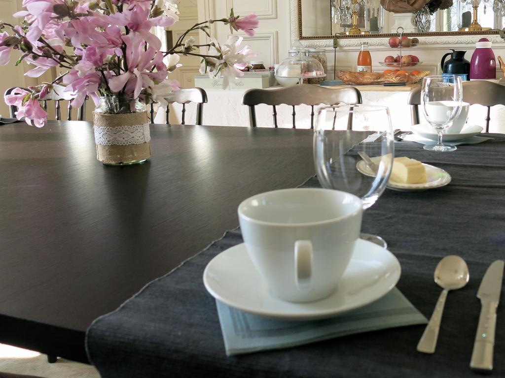 Chateau De Bouelles Bed & Breakfast Neufchatel-en-Bray Exterior photo